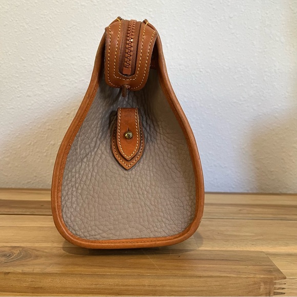 Vintage Classic Dooney & Bourke Leather Satchel - Picture 6 of 15